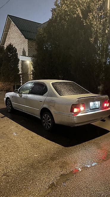 косилка бензо: Toyota Vista: 1997 г., 1.8 л, Автомат, Бензин, Седан — 4