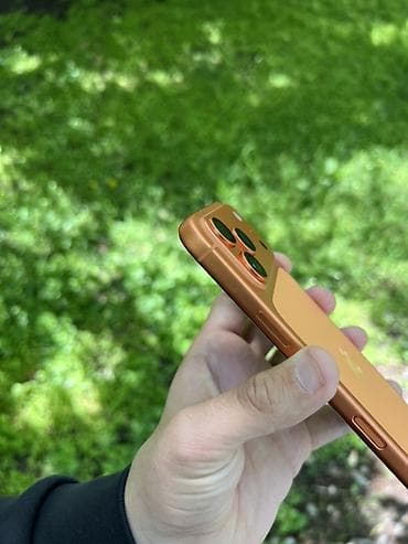 чехол 12pro: Продаю 17 Pro Max |256GB| |🔋100%| 61 цикл |цвет Оранжевый🟠| — 3