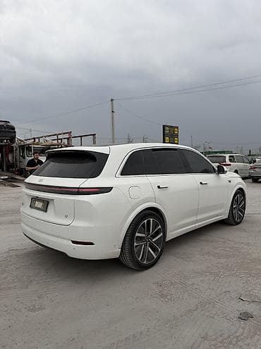 Транспорт: Lixiang L7: 2024 г., 1.5 л, Автомат, Электромобиль, Внедорожник — 4