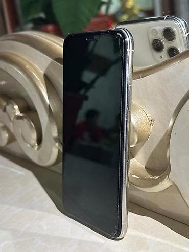 телефон айфлн: IPhone 11 Pro, Б/у, 64 ГБ, Серебристый, Зарядное устройство, Защитное стекло, Кабель, 71 % — 5
