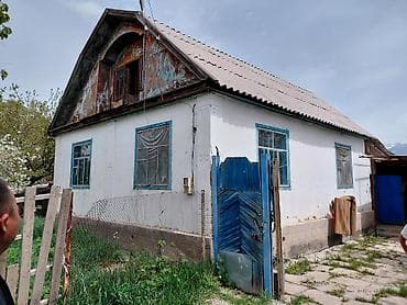 жилой дом сузак: Дом с участком - Отдельно стоящий одноэтажный дом с мансардой. Крыша — 3