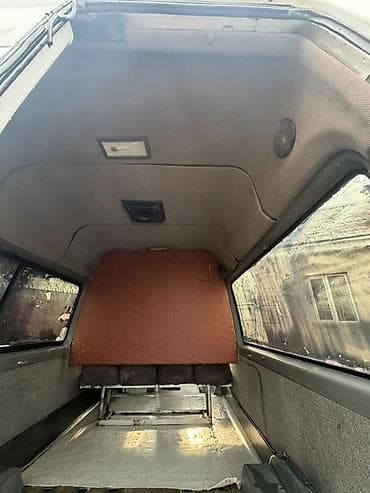 tourer v салон: Mercedes-Benz Спринтер: 2002 г., 2.2 л, Механика, Бус — 6