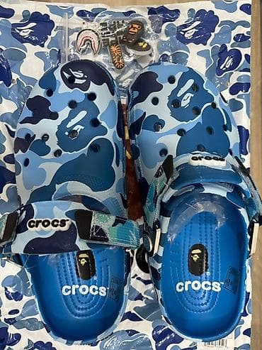 crocs bape: Crocs x A Bathing Ape (BAPE) – сабо в фирменном синем камуфляже ABC — 3