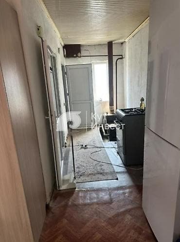 Дома: Продаётся участок с домом в селе Кызыл Туу 📍 Село Кызыл Туу 📐 — 10