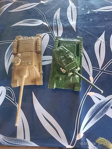 merida warrior: Две советские металлические игрушечные модели танков Характеристики — 1
