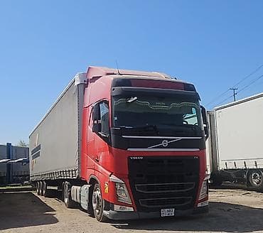 hd 72: Тягач, Volvo, 2015 г., Тентованный — 2