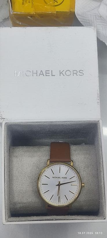 Аксессуарлар: Классикалык сааттар саат, Tissot, Швейцария, Суу өткөрбөөчү, Асыл нуска, Эркектердики, Колдонулган — 5