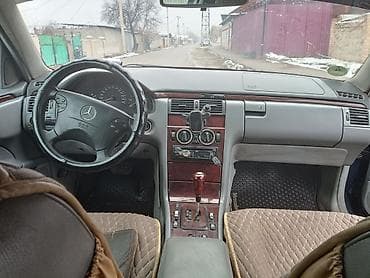 r16 305: Mercedes-Benz E-Class: 2002 г., 2.2 л, Автомат, Дизель, Универсал — 5