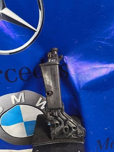 Бачок BMW 2002 г., Б/у, Оригинал, Япония — 1