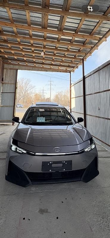 Продажа авто: Toyota bZ3: 2024 г., Электромобиль, Седан — 1