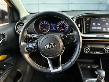 bmw 1: Kia Stonic: 2019 г., 1.4 л, Автомат, Бензин, Кроссовер — 5