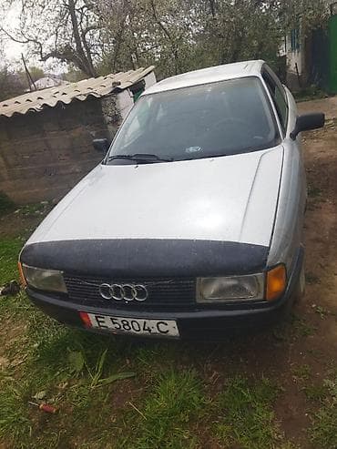 Audi 80: 1987 г., Седан
