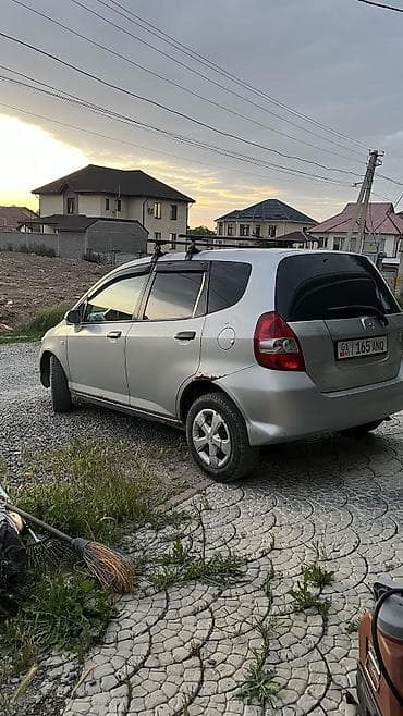 tracker gps: Honda Jazz: 2004 г., 1.4 л, Механика, Бензин, Хэтчбэк — 5