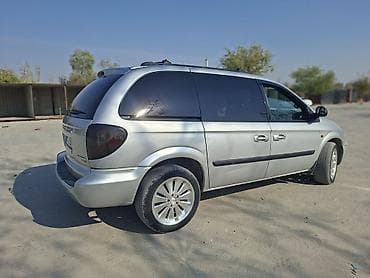 дубул кабина: Chrysler Voyager: 2005 г., 2.8 л, Автомат, Дизель, Минивэн — 5