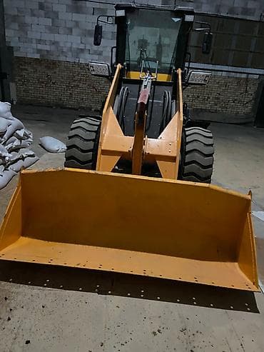 Жүктөгүч, Дөңгөлөктүү, Фронталдык — 9