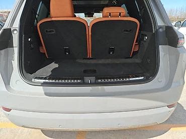 byd plus: Lixiang L9: 2025 г., Гибрид, Кроссовер — 5