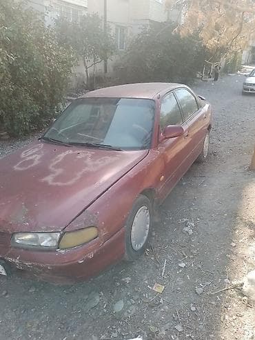 Mazda 626: 1992 г., Кол менен иштөөчү, Бензин, Седан