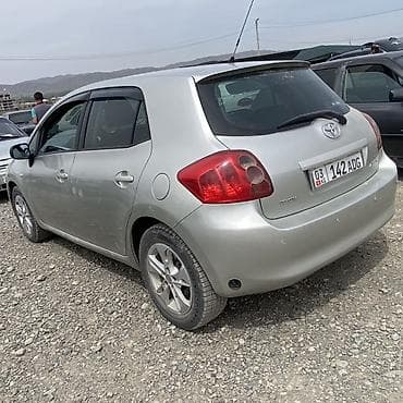 с4 2: Toyota Auris: 2008 г., 1.6 л, Механика, Газ, Хэтчбэк — 5