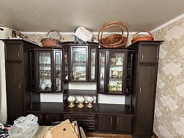 белый спальный гарнитур: Гарнитур для зала, Тумба под ТВ, МДФ, цвет - Коричневый — 1