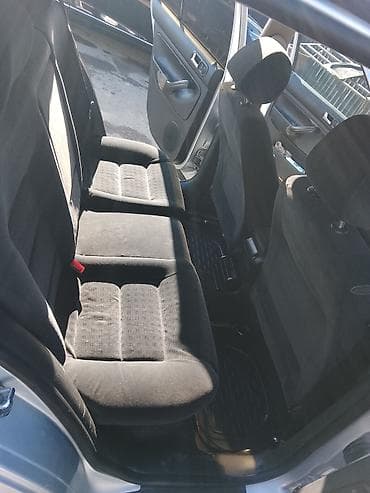 куда: Volkswagen Golf: 2003 г., 2 л, Автомат, Бензин, Хэтчбэк — 6