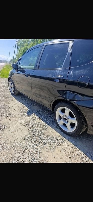 bmw e525: Honda Fit: 2005 г., Вариатор, Бензин, Хэтчбэк — 2