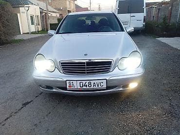 Mercedes-Benz C-Class: 2001 г., 2 л, Автомат, Газ, Седан — 6