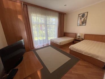 снять домик в горах бишкек: Коттедж, коттедж ЦО Карвен 4 сезона, Детская площадка, Охраняемая территория, Бассейн — 3