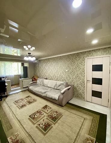 58: 3 комнаты, 58 м², 8 мкр 104 серия, 4 этаж — 1