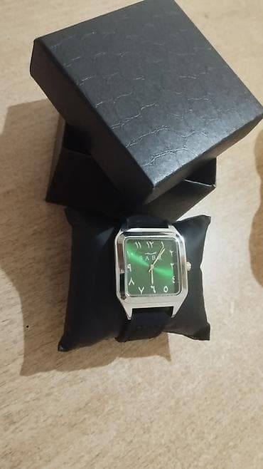 Сулуулук жана ден соолук: Наручные часы SABR с квадратным корпусом и зелёным циферблатом — 3