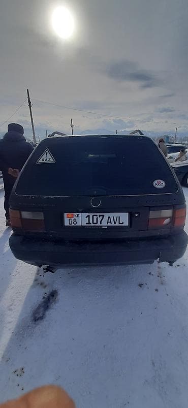 r20 x5: Volkswagen Passat Variant: 1994 г., 2 л, Механика, Газ, Универсал — 6