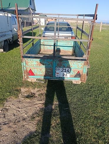 Транспорт: Прицеп, Бортовой, до 3,5 т — 3