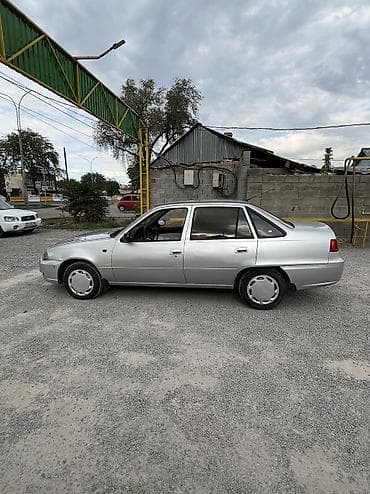 двери нексия 2: Daewoo Nexia: 2011 г., Механика, Бензин, Седан — 1