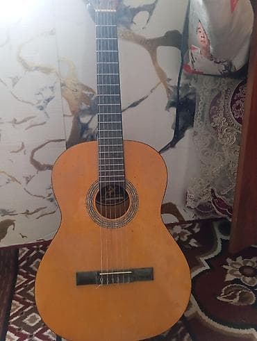 Комузы: Гитара сатылат — 1