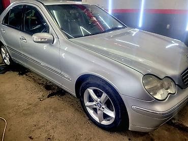 camry 5: Mercedes-Benz C-Class: 2001 г., 2.6 л, Автомат, Бензин, Седан — 9