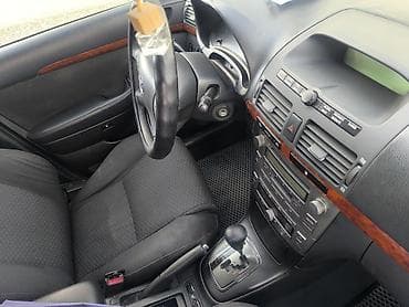 corolla runx: Toyota Avensis: 2004 г., Автомат, Бензин, Седан — 3