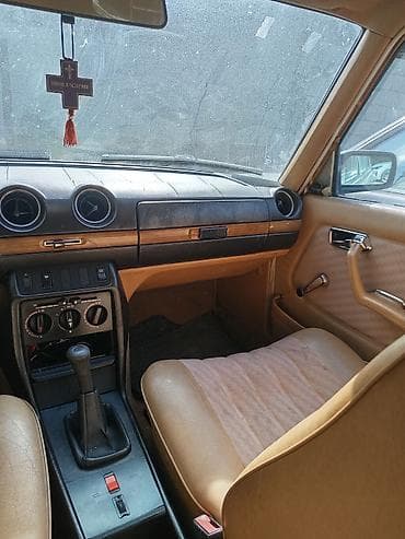 требуется вложения: Mercedes-Benz E-Class: 1981 г., Механика, Бензин — 8
