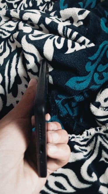 продаю телефонов: Redmi, Redmi 15, Б/у, 256 ГБ, цвет - Черный, 1 SIM — 4