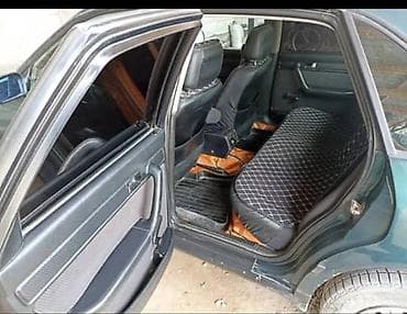 dodge charger: Audi S4: 1992 г., 2.6 л, Механика, Бензин, Седан — 7