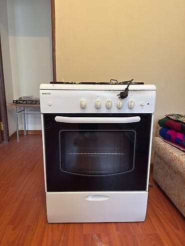 socket 2011: Плита BEKO комбинированная: 3 газовые конфорки + 1 электрическая — 2
