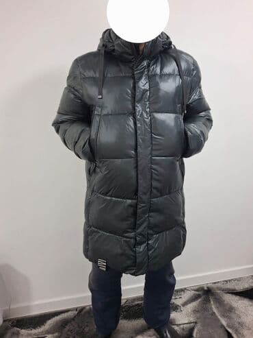 Стильная куртка зимняя, размер не подошёл. покупал за 12000, отдам за
