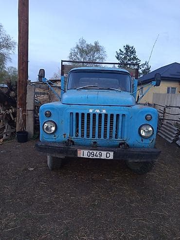 ГАЗ : 1986 г., Бензин at lalafo.kg ГАЗ : 1986 г., Бензин