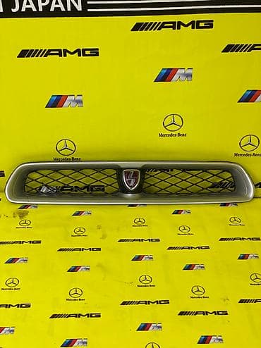 Решетка радиатора Subaru Оригинал