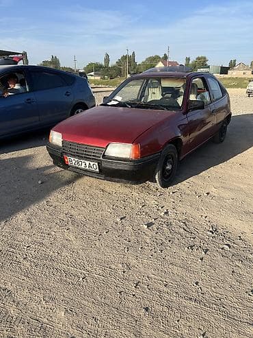 опел омега б: Opel Kadett: 1988 г., Ручные, Бензин, Хэтчбэк — 4