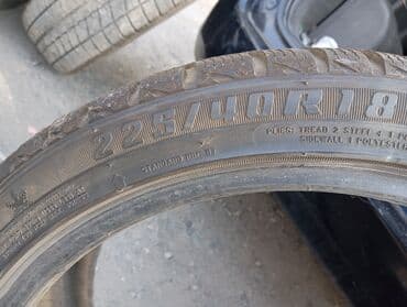 купить бу резину на 15: 225.40.R18 зима 2-шт=4000сом 245.40.R18 зима 1-шт=2000сом Звоните по — 9