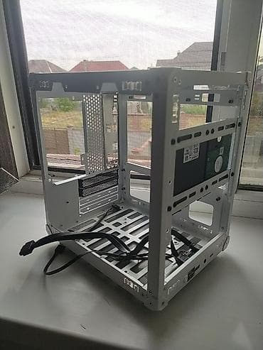 Настольные ПК и комплектующие: Корпус ПК, Б/у, Mini-ITX, цвет - Белый — 2