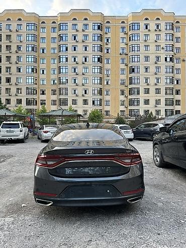 2019: Hyundai Grandeur: 2019 г., 2.4 л, Автомат, Гибрид, Седан — 4