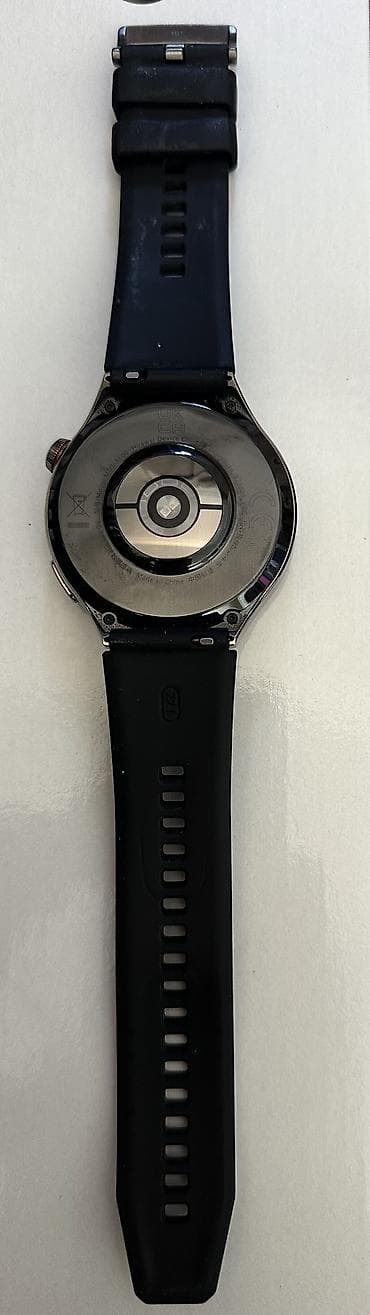 Другие смарт-часы: Huawei Watch 4 Pro (версия Titanium/Space Edition) — это флагманские — 2