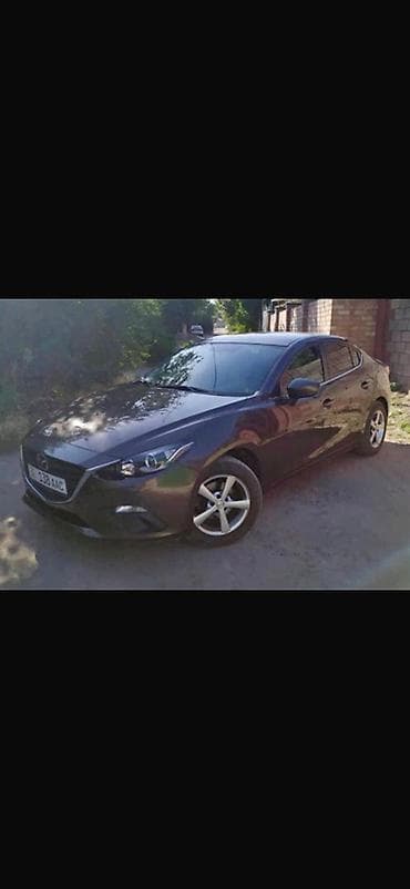 Mazda 3: 2015 г., 1.5 л, Типтроник, Бензин, Седан