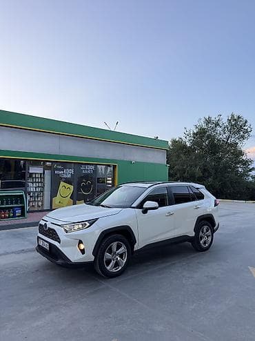 Toyota RAV4: 2020 г., 2.5 л, Автомат, Гибрид, Кроссовер
