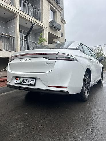 aion v plus: BYD : 2026 г., Электромобиль, Седан — 6